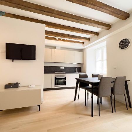 Cavana 10 Tirabora Short Rent Terst Exteriér fotografie