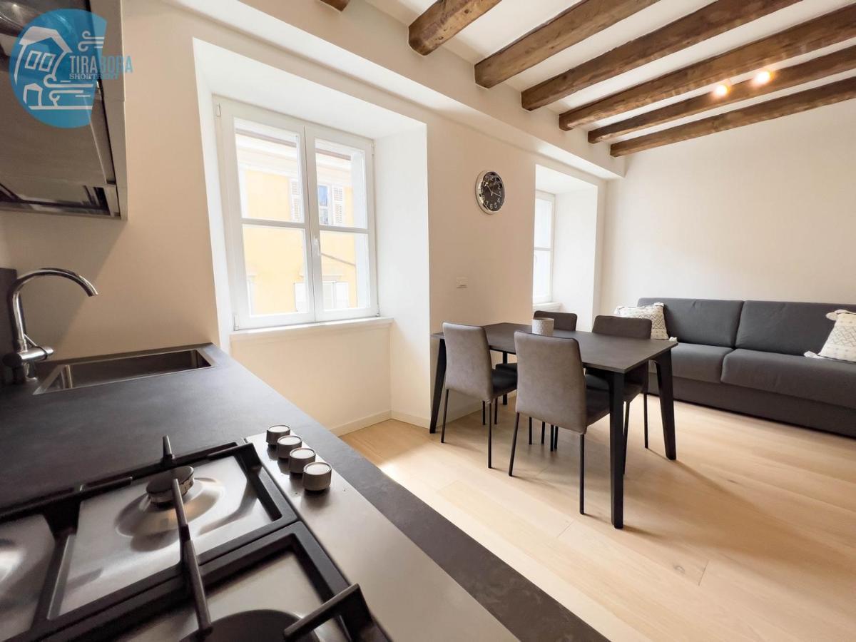 Cavana 10 Tirabora Short Rent Terst Exteriér fotografie